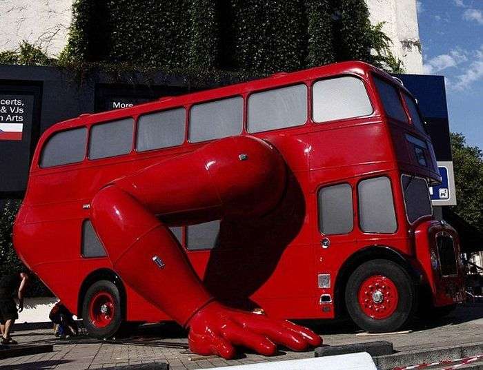 Креатив з лондонського автобуса (11 фото)