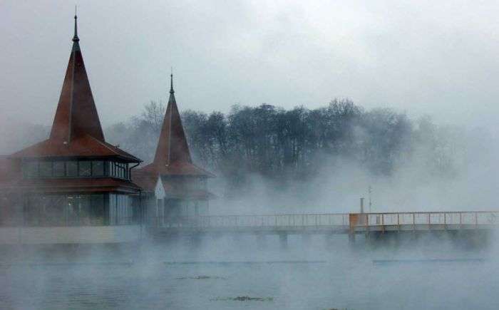 Угорські термальні басейни (12 фото)