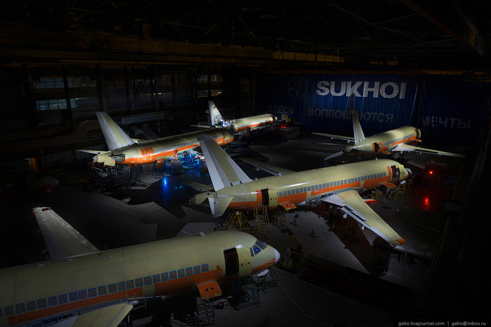 Фоторепортаж о производстве самолетов Sukhoi Superjet 100 sukhoi superjet 100,Россия,самолеты,фоторепортаж