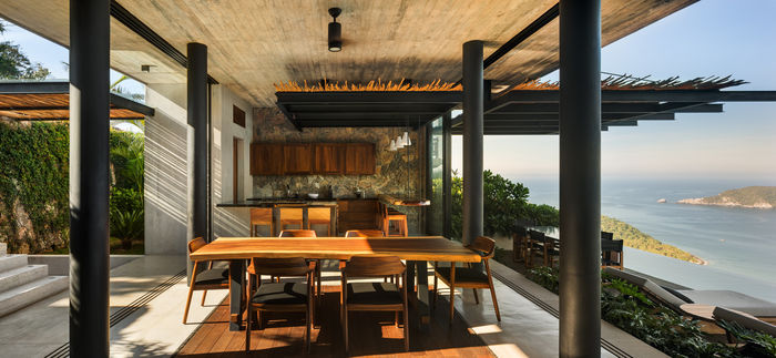 За бамбуковой стеной: роскошный минималистичный дом загородный дом,минимализм,океан,тропики
