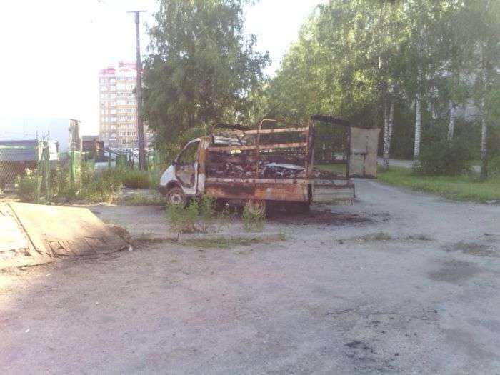 Паркувальні війни (3 фото)