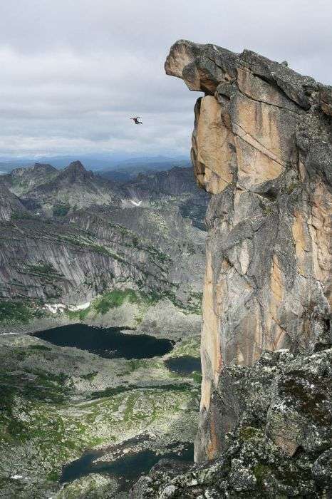 Екстремали, які не бояться висоти (46 фото)