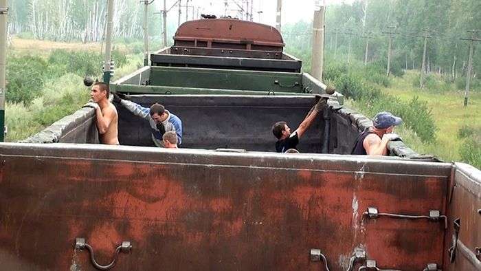 Розбійний угруповання штовхальників ядра (5 фото)