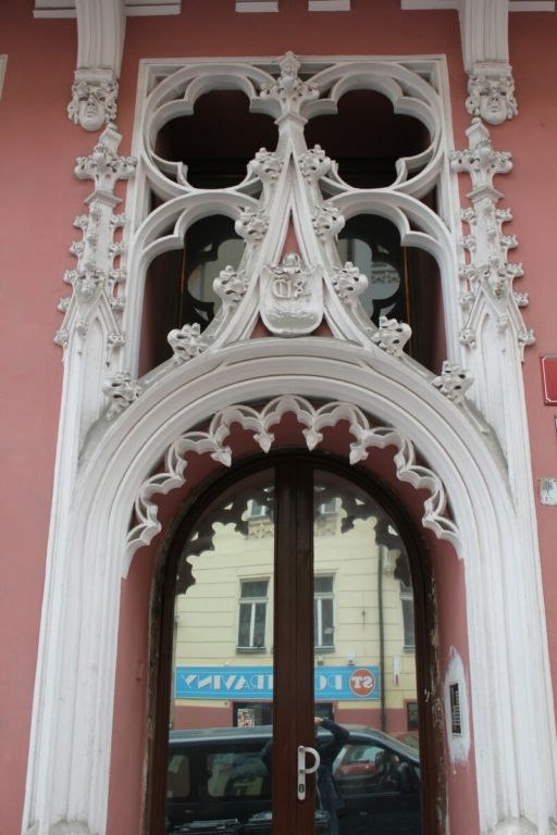 Пражские двери путешествия,Путешествие и отдых