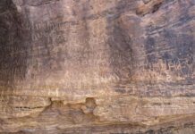 10 000 років мистецтва: стародавній скельний притулок виявлено в єгипетській пустелі Сінай