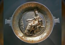 Миска Афіни: Погляд на найпохмуріший момент Риму в Німеччині